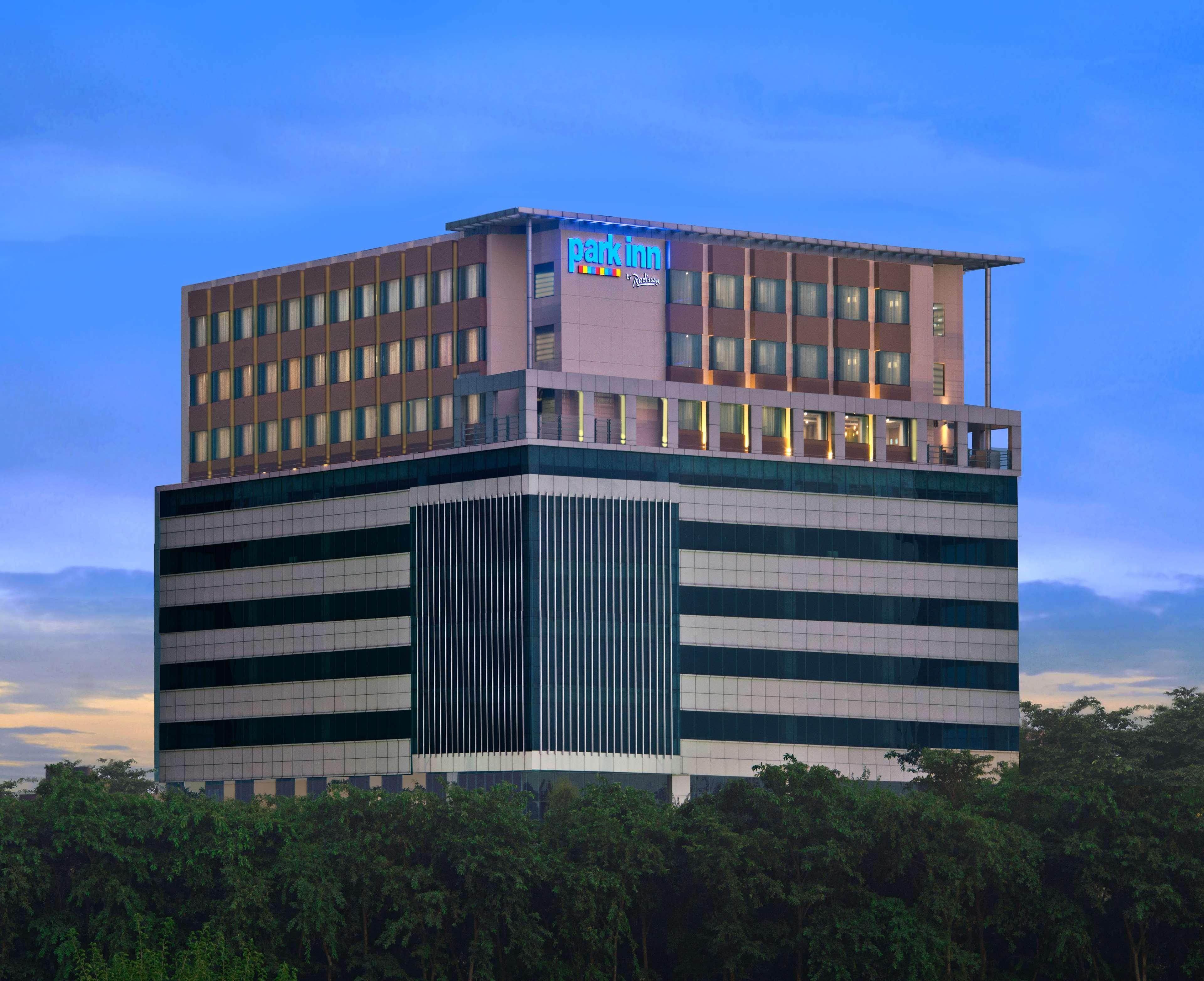 Park Inn By Radisson Amritsar Airport Экстерьер фото